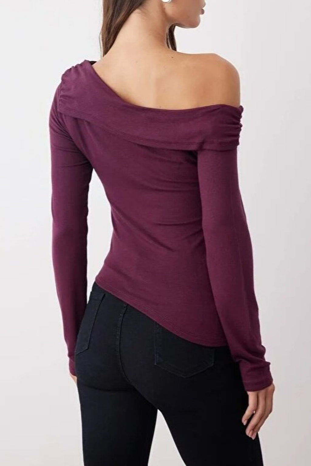 Asymmetrical Neckline Fitted Knitted Blouse with Accessory Details