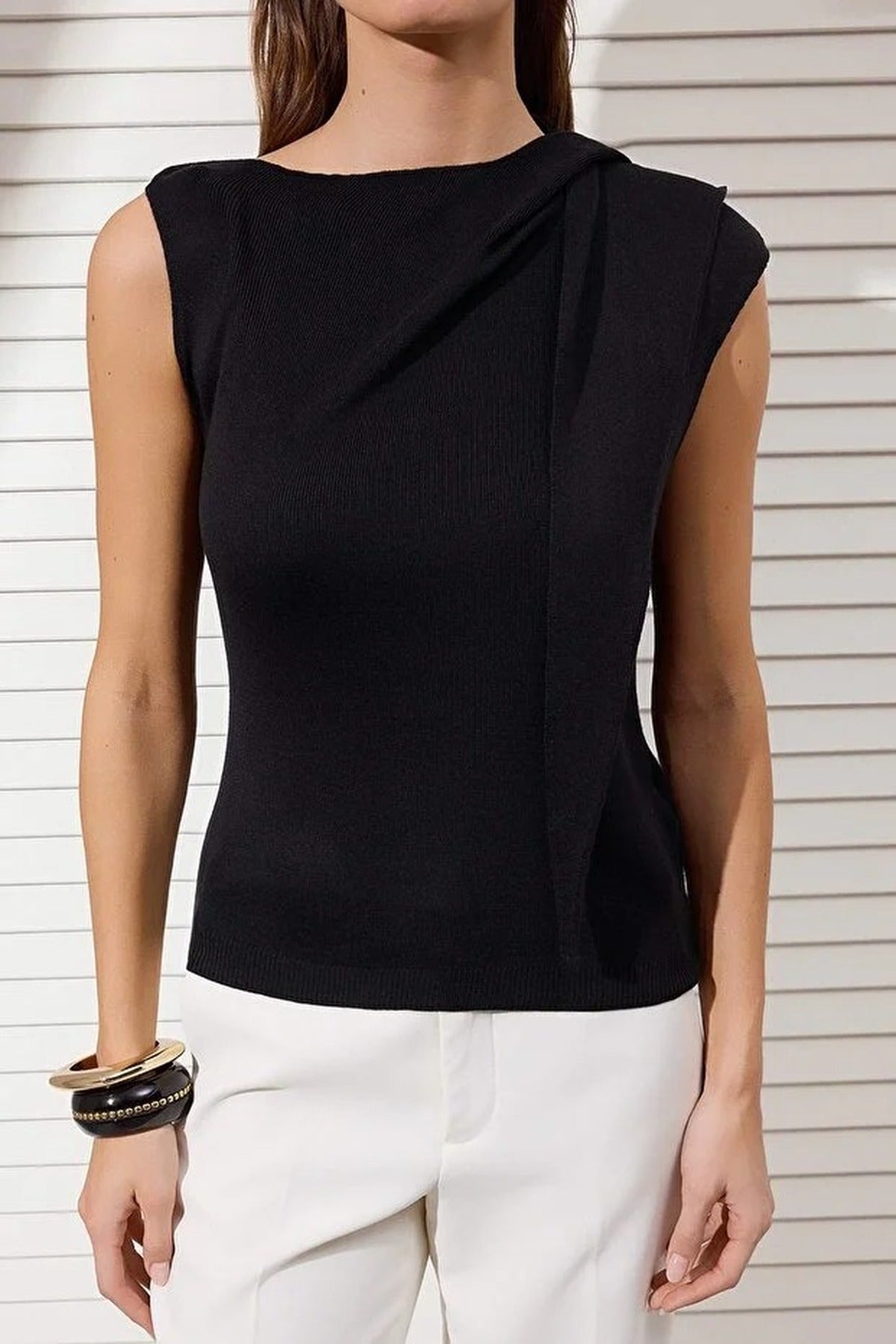 Knitted Blouse with Neckline Detail