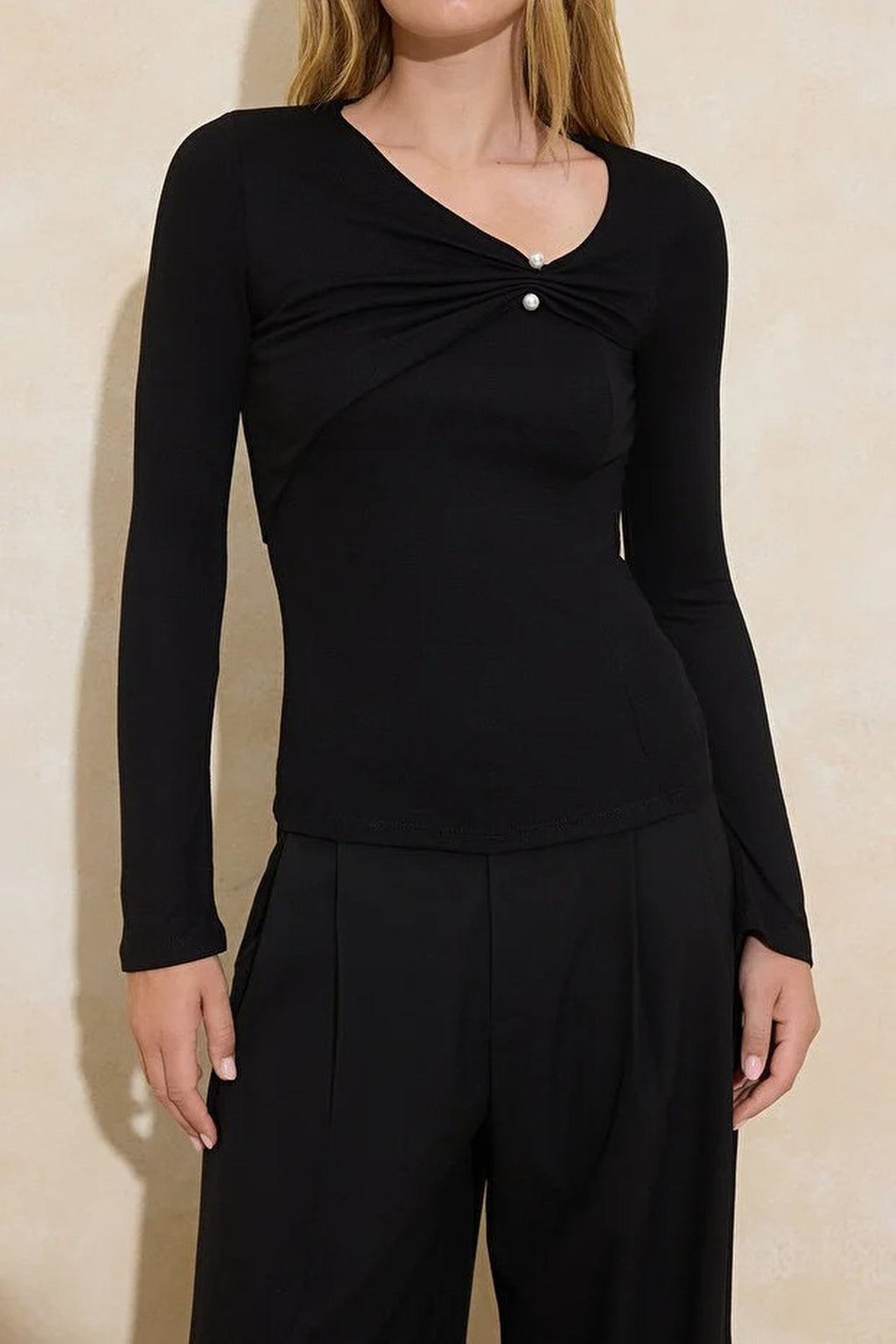 Asymmetrical Neckline Knitted Blouse with Accessory Details