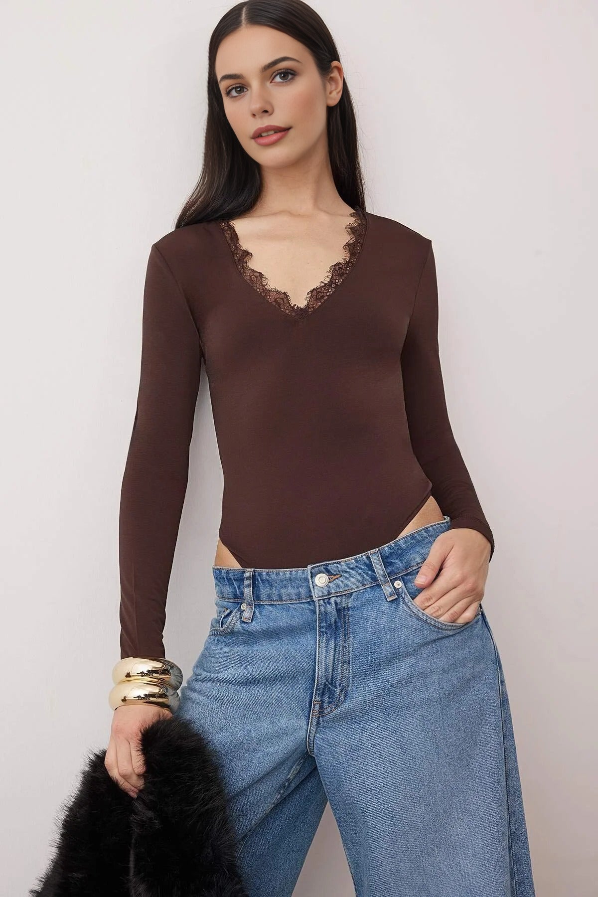 V-Neck Lace Detailed Bodysuit