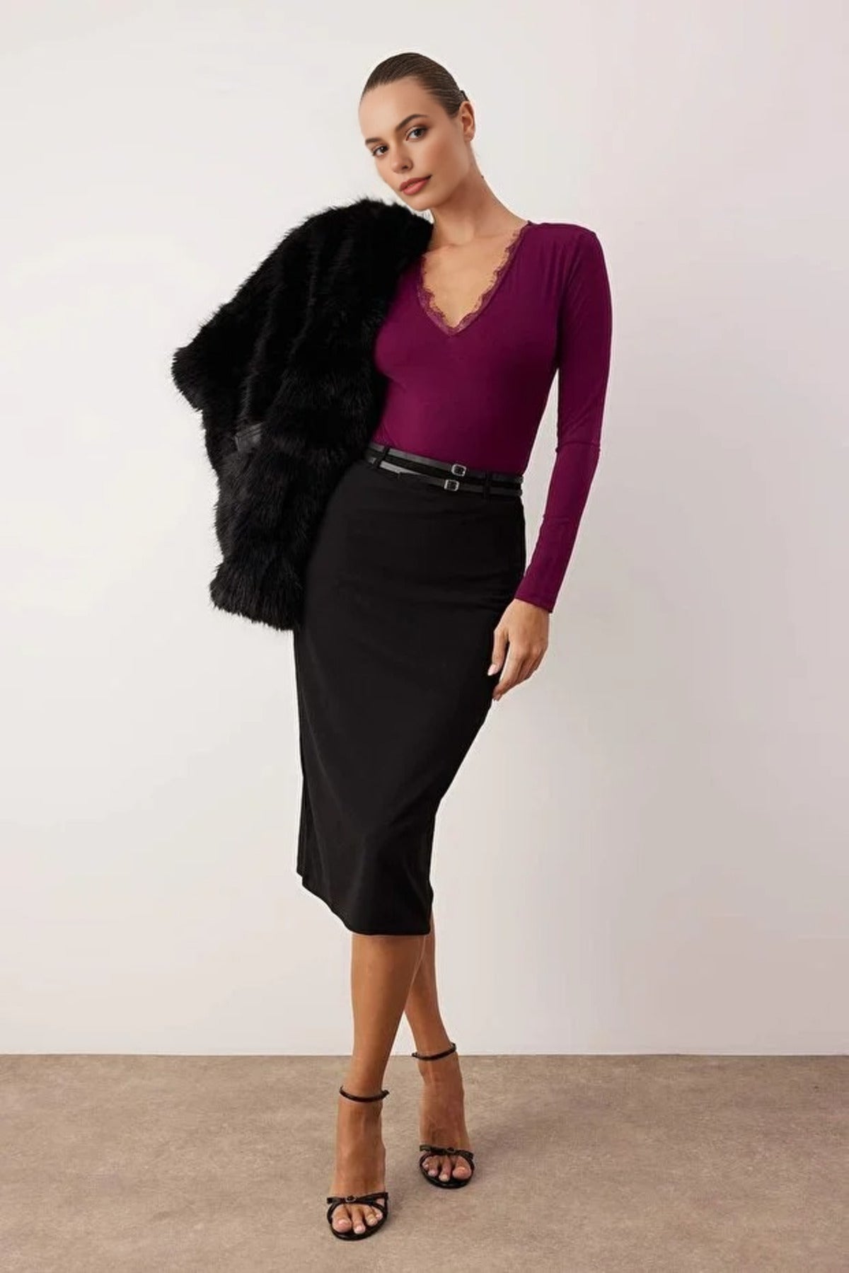 V-Neck Lace Detailed Bodysuit