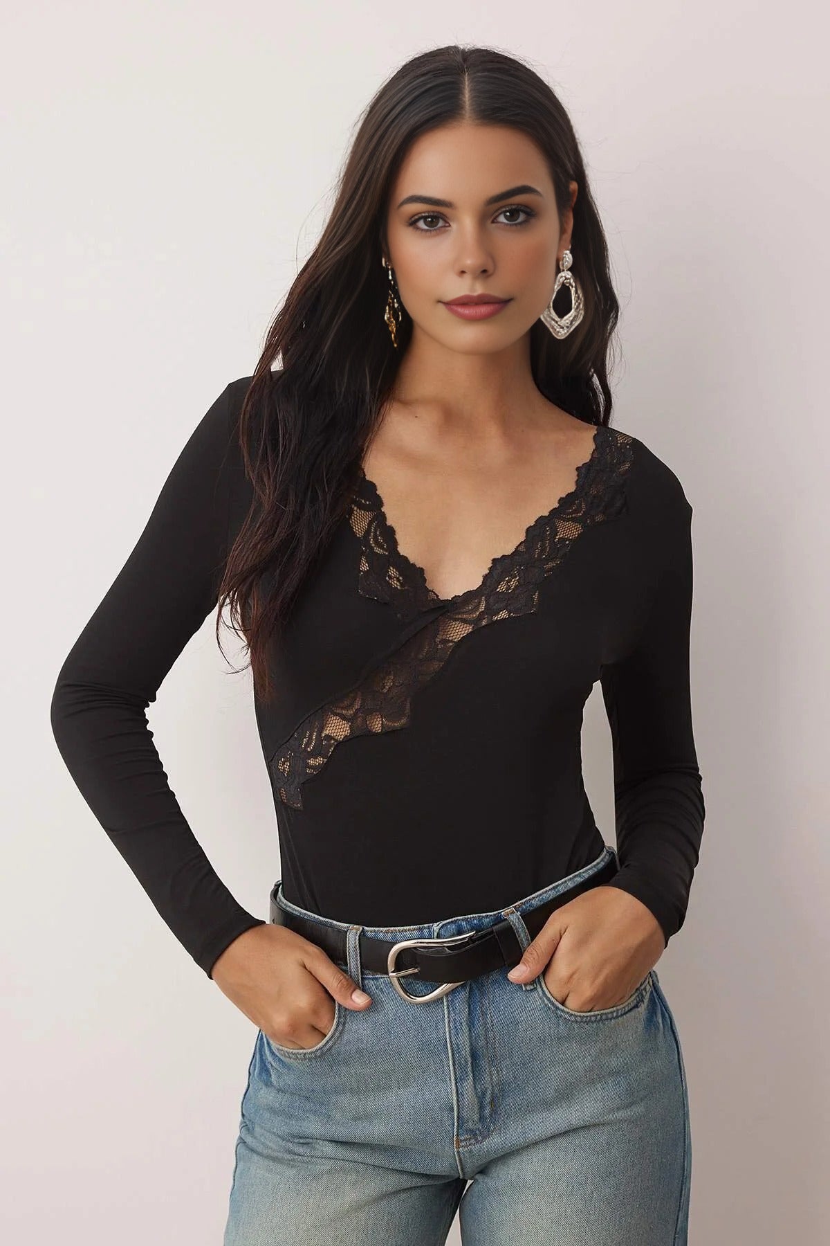 Lace Detail V-Neck Knit Bodysuit