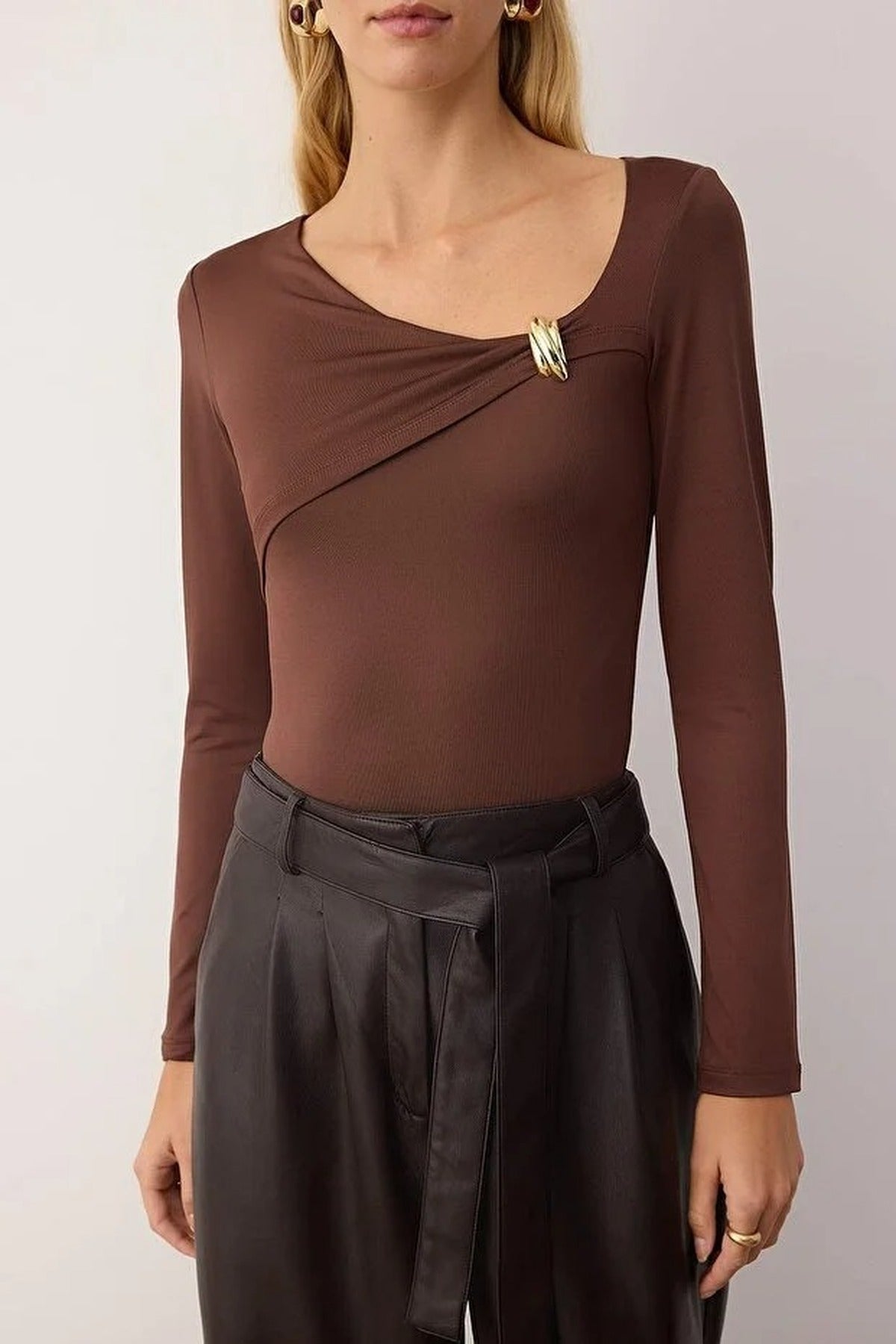 Knit Bodysuit with Accessory Detail