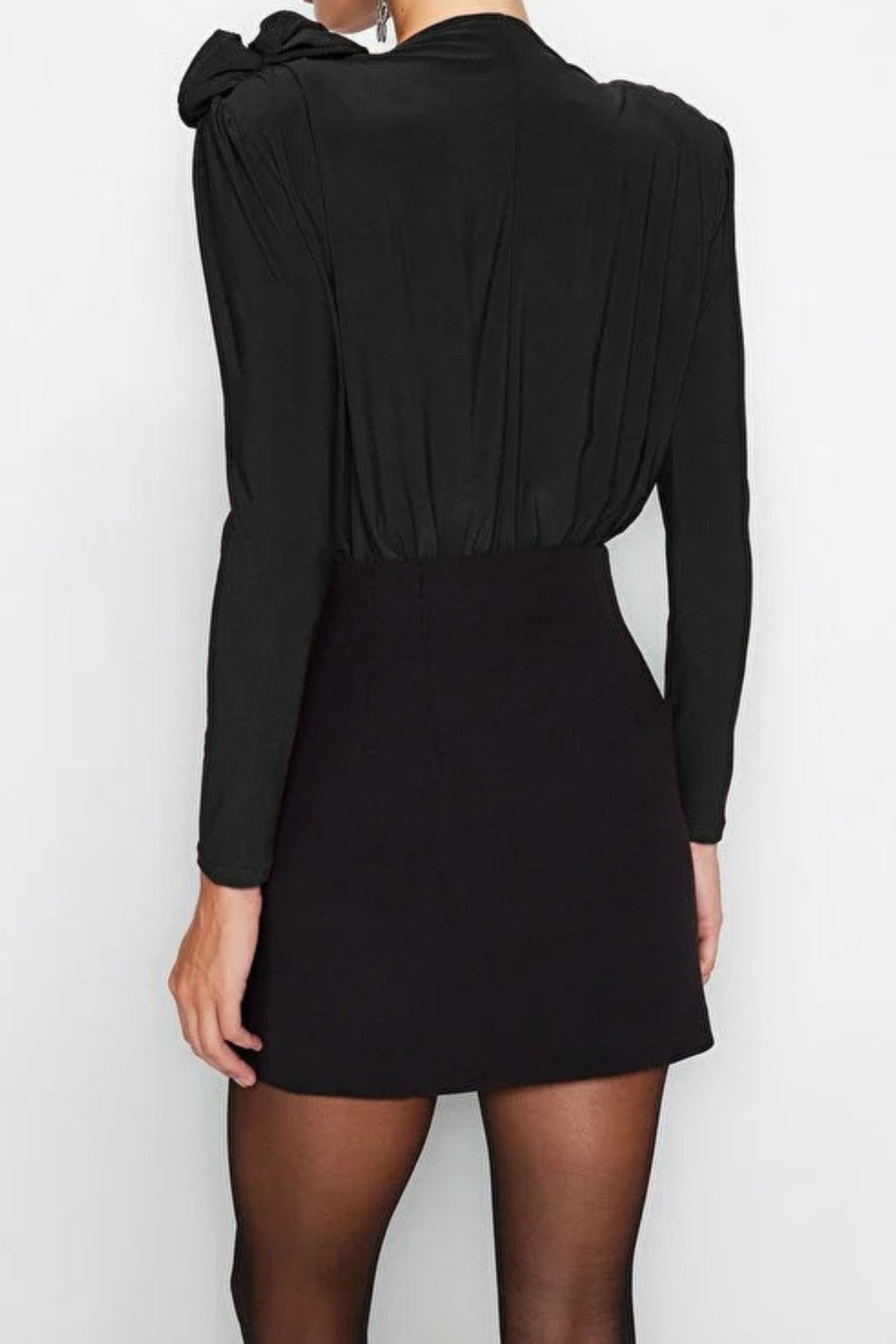 Double-Breasted Rose Accessory Detailed Bodysuit