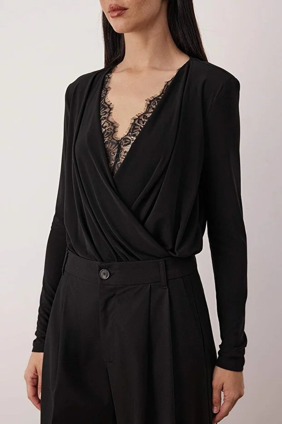 Lace Detailed Double Breasted Bodysuit