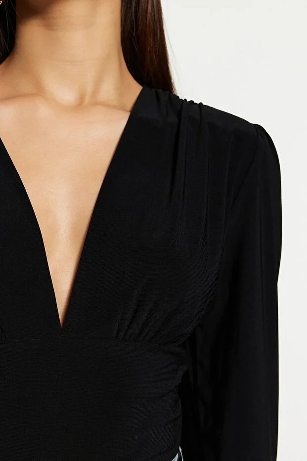 Balloon Sleeve V-Neck Fitted Flexible Knit Bodysuit