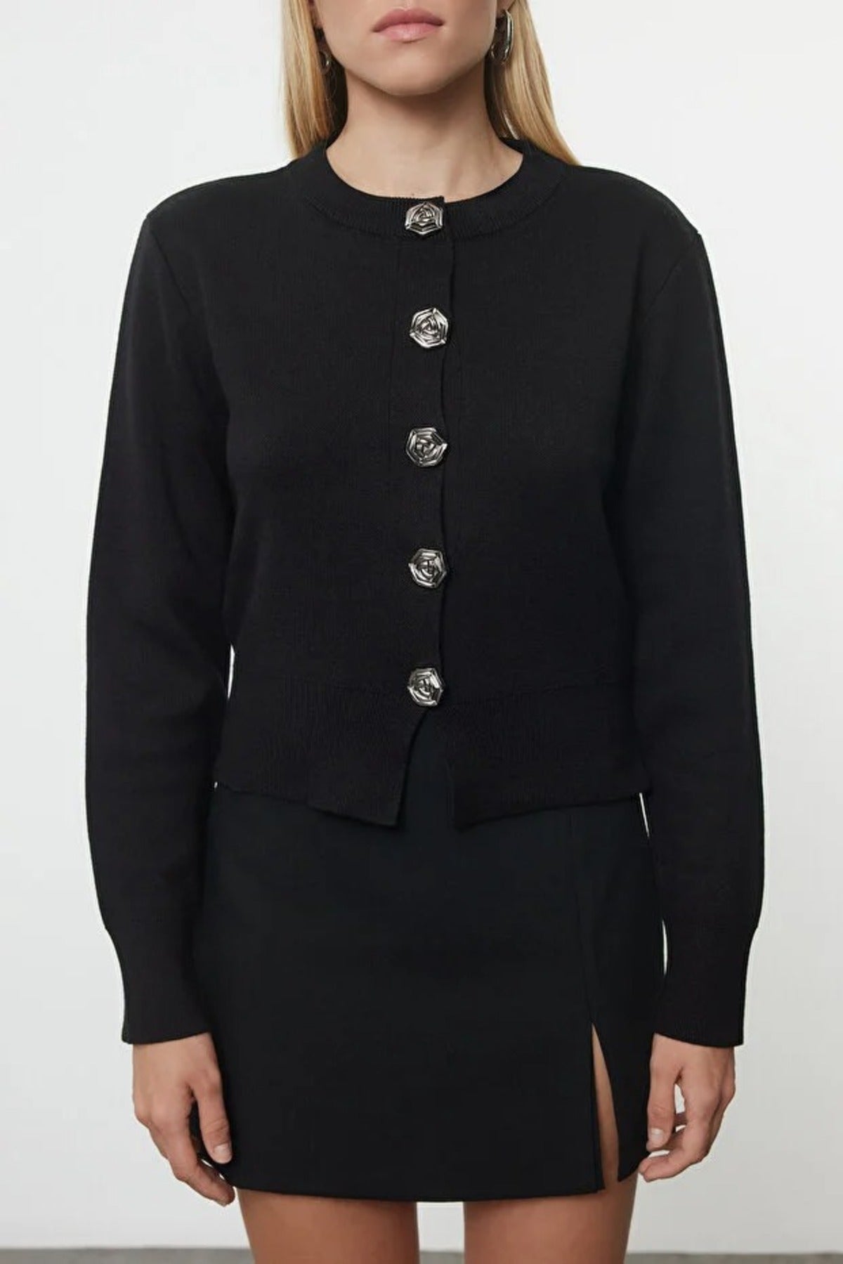 Premium Yarn Crop Knit Cardigan with Rose Button Detail