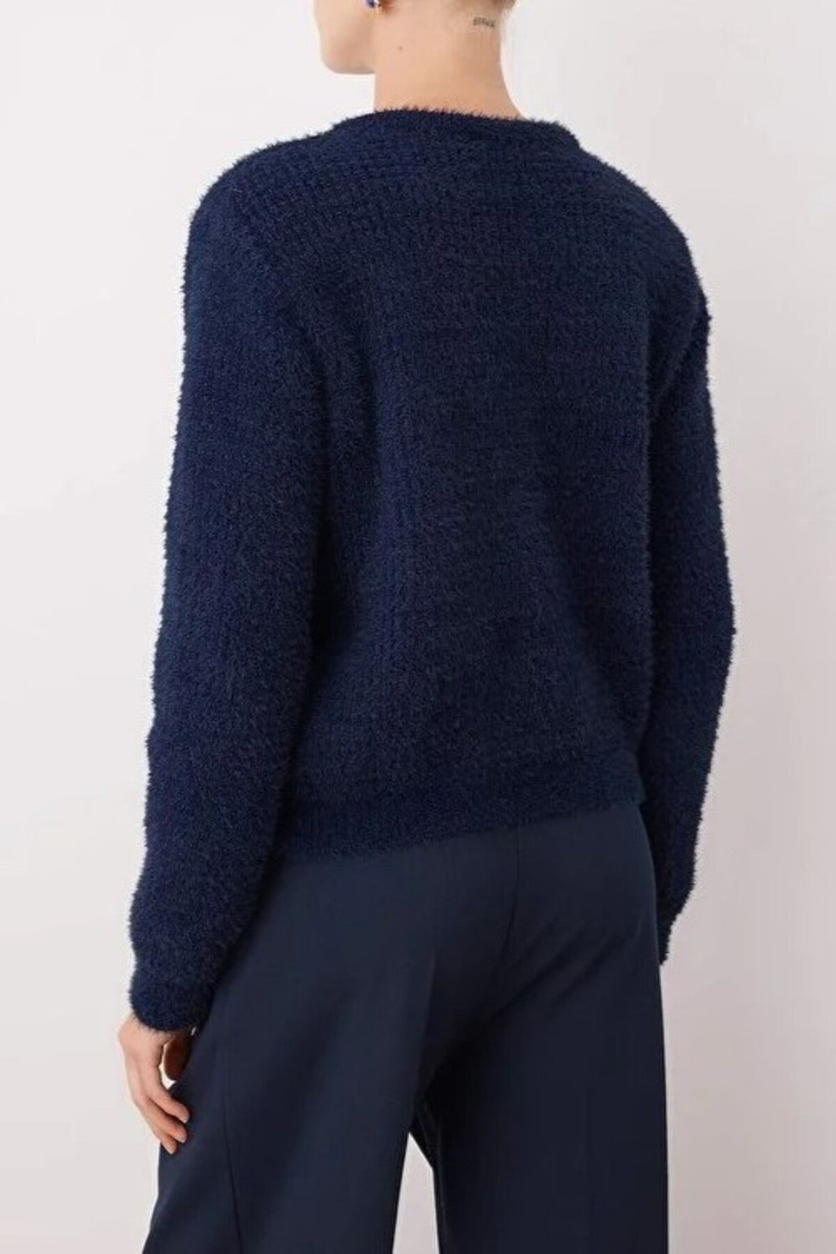 Beard Yarn Knit Cardigan