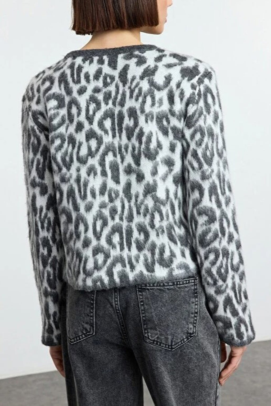 Leopard Print Knit Cardigan