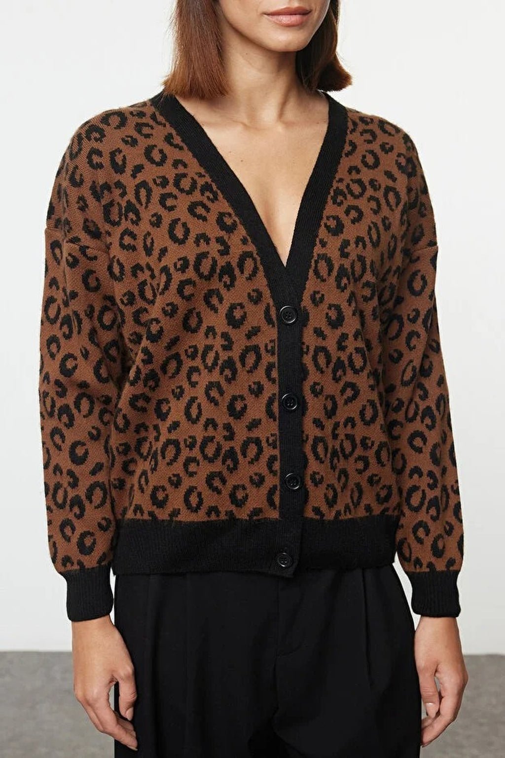 Soft Textured Leopard Print Knit Cardigan