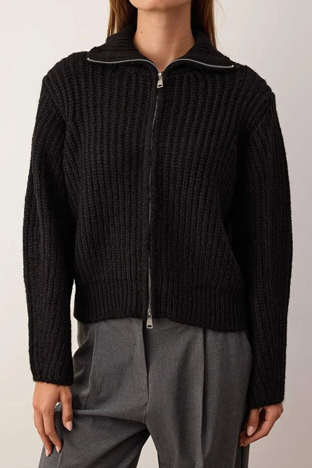 Soft-Textured Oversize Knit Cardigan with Zipper Detail