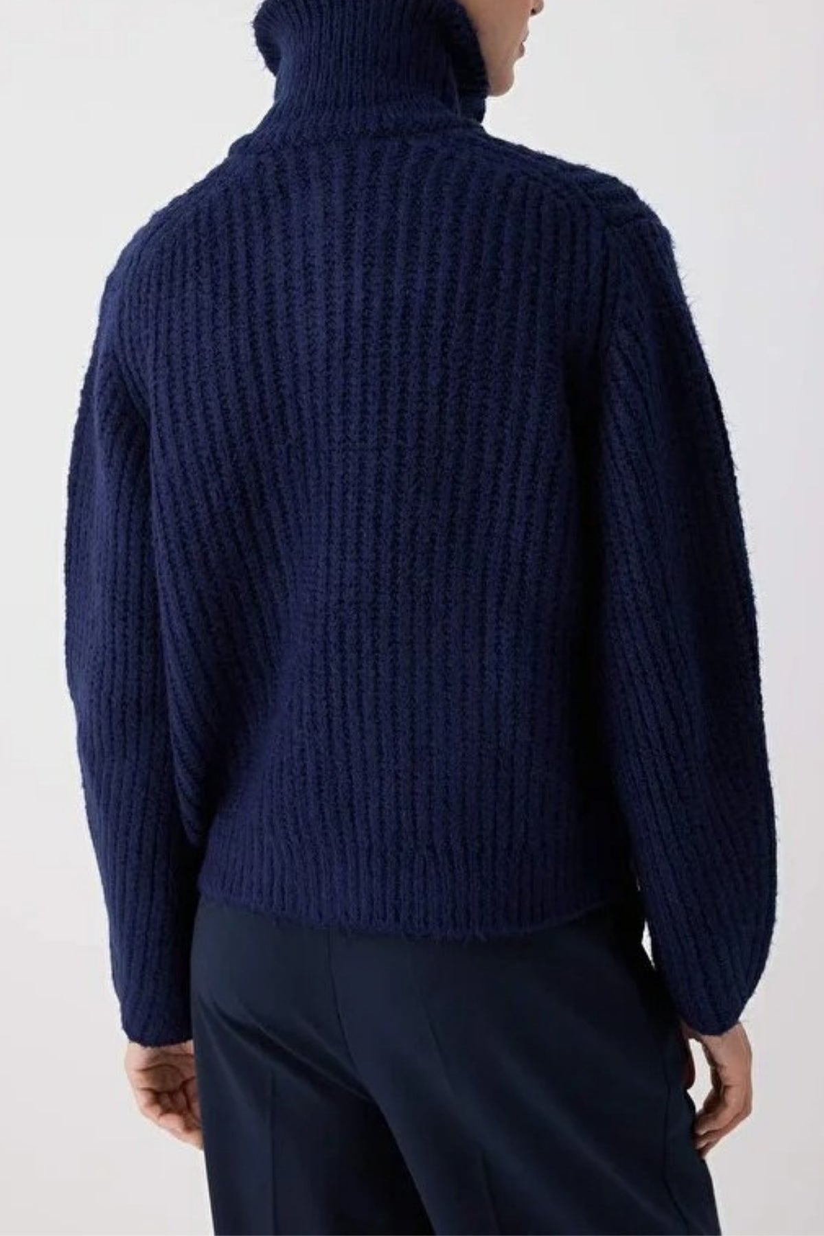 Soft-Textured Oversize Knit Cardigan with Zipper Detail