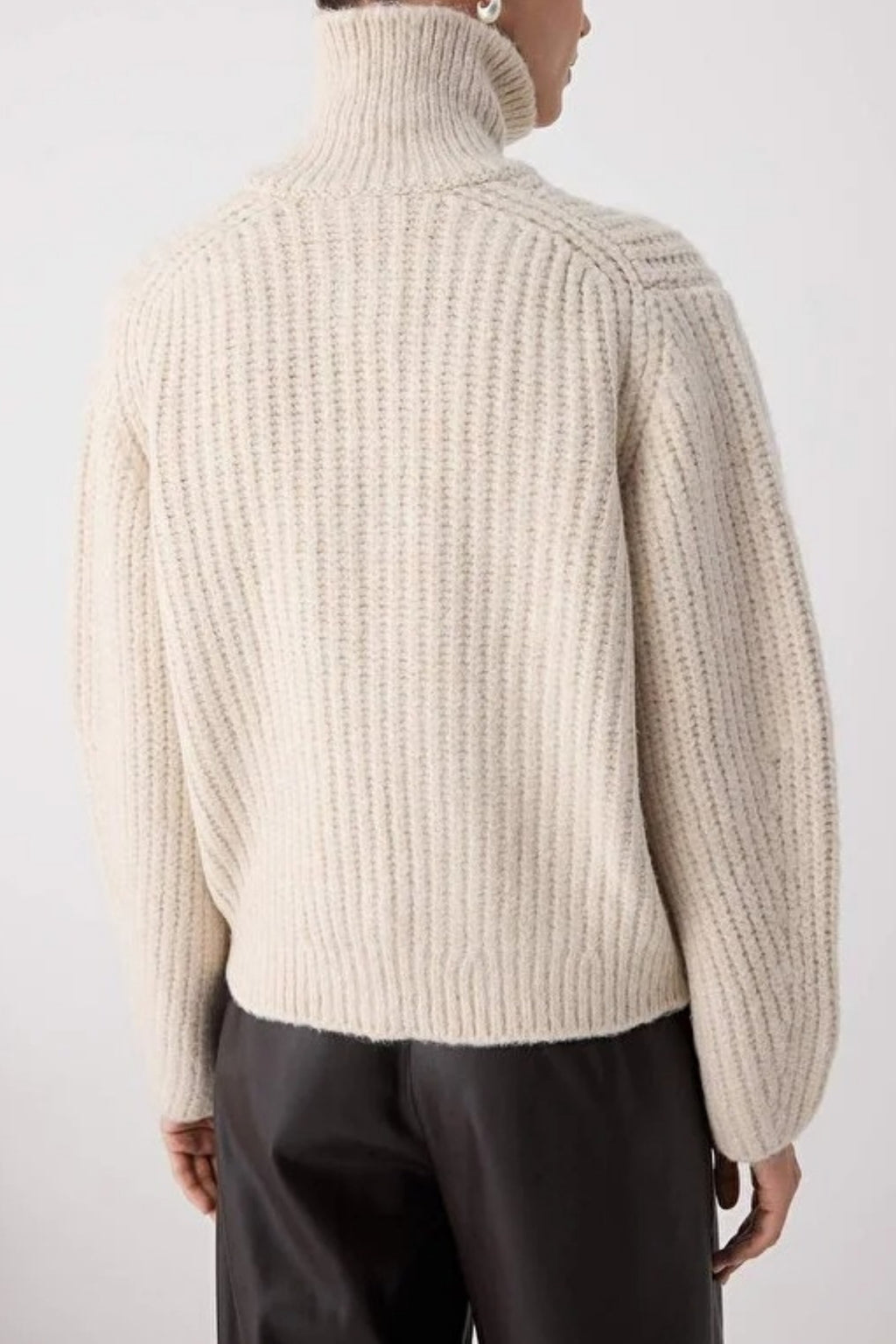 Soft-Textured Oversize Knit Cardigan with Zipper Detail