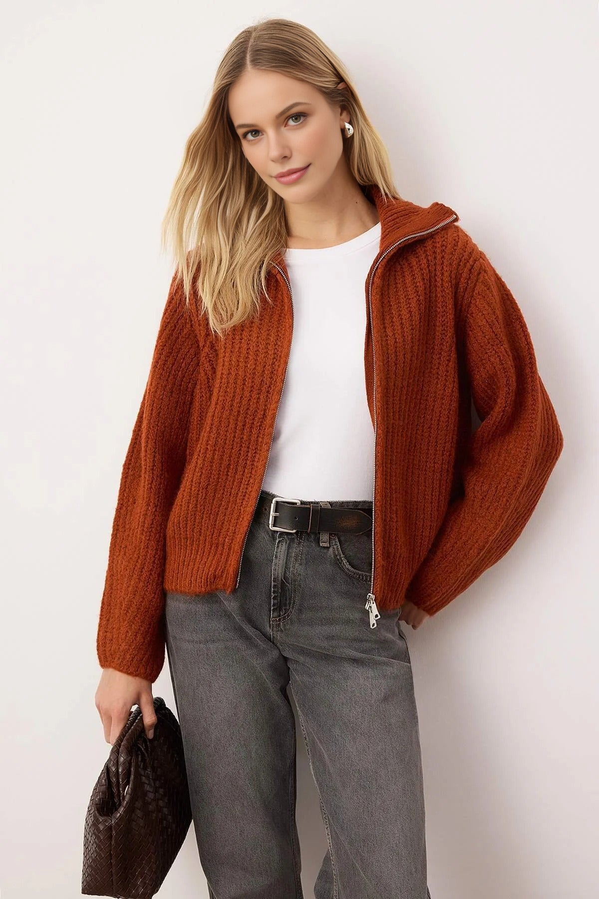 Soft-Textured Oversize Knit Cardigan with Zipper Detail