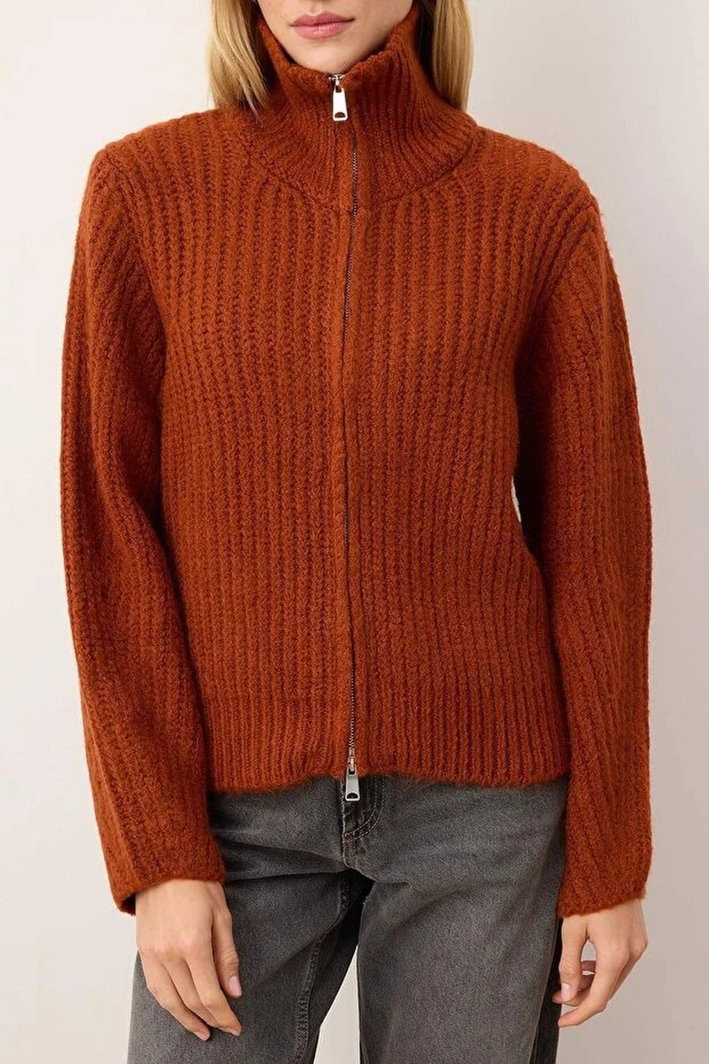 Soft-Textured Oversize Knit Cardigan with Zipper Detail
