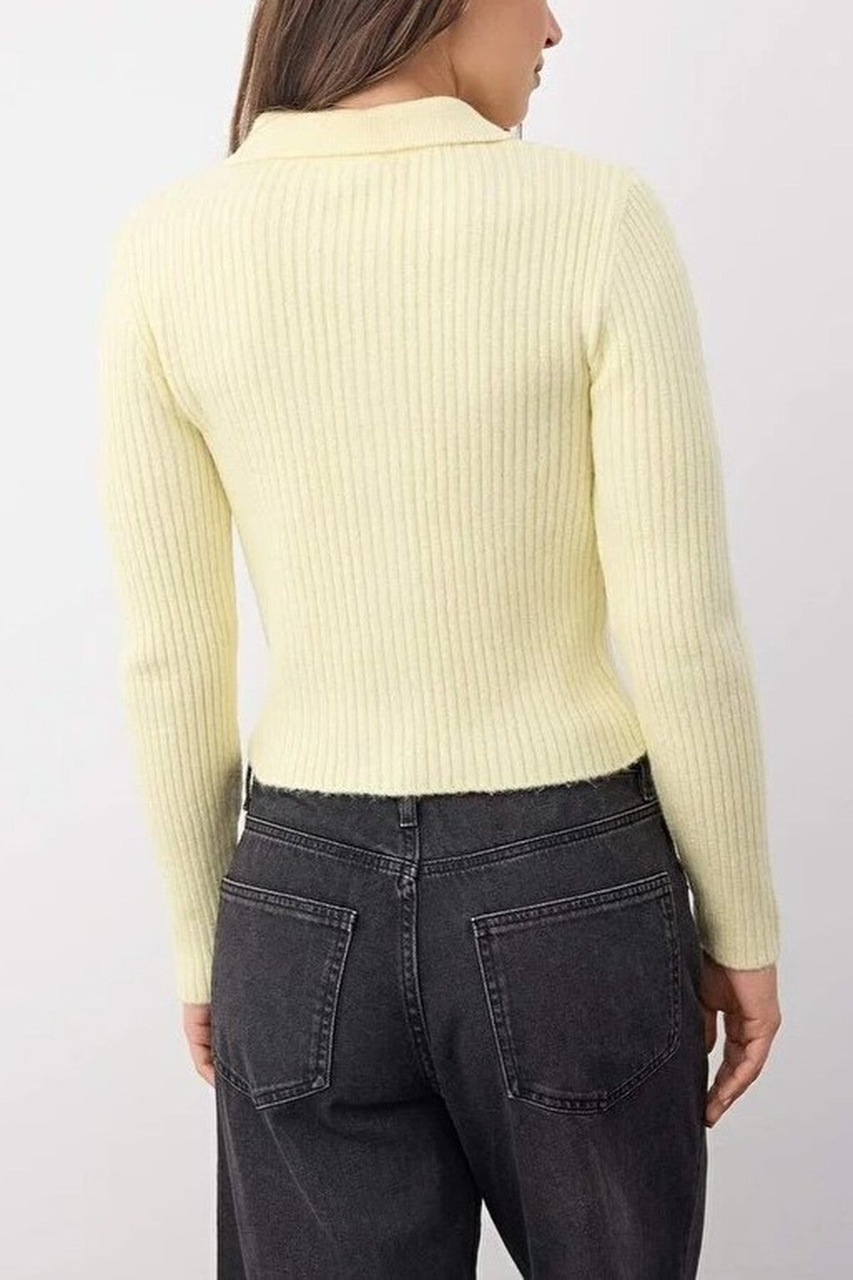 Soft Textured Knit Cardigan with Zipper Detail