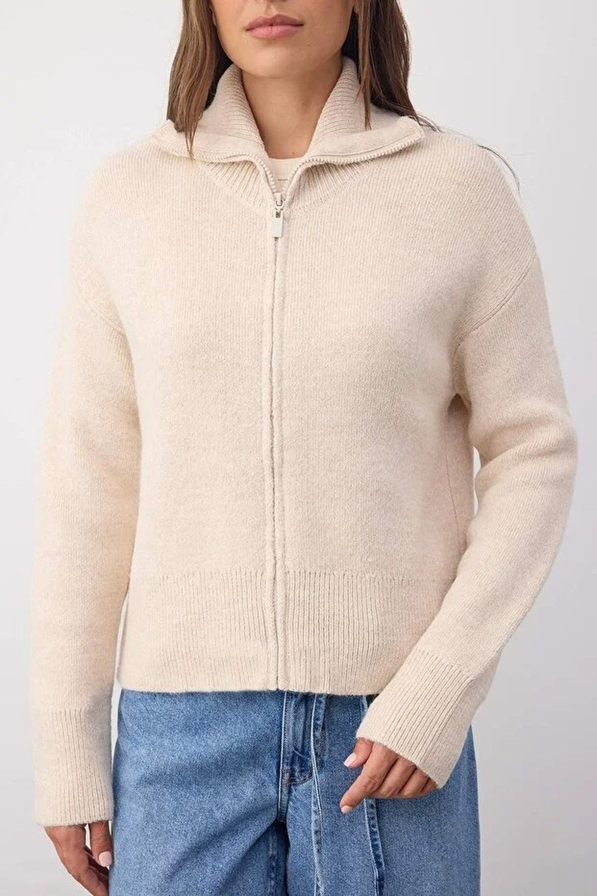 Soft Textured Oversize Knit Cardigan with Zipper