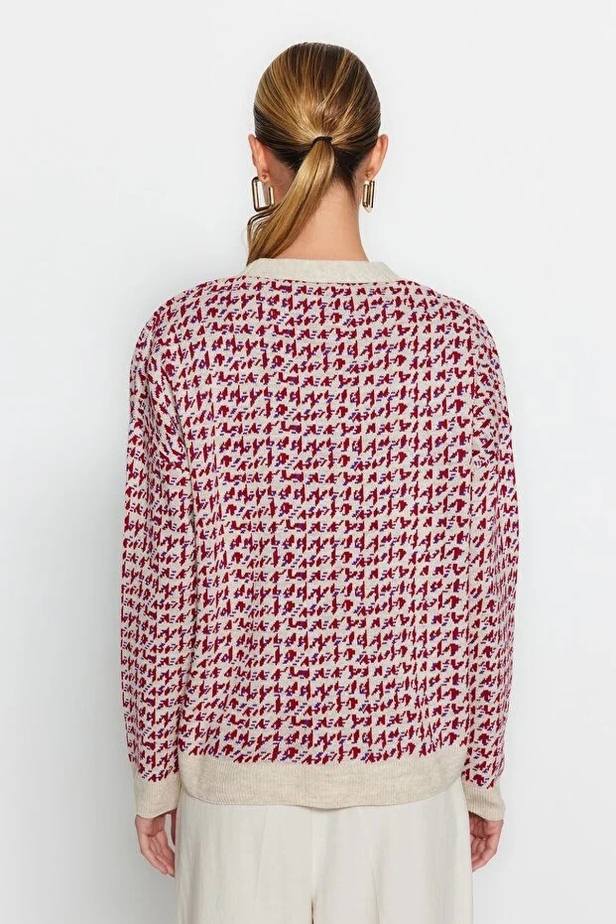 Patterned Knit Cardigan with Buttons Detail