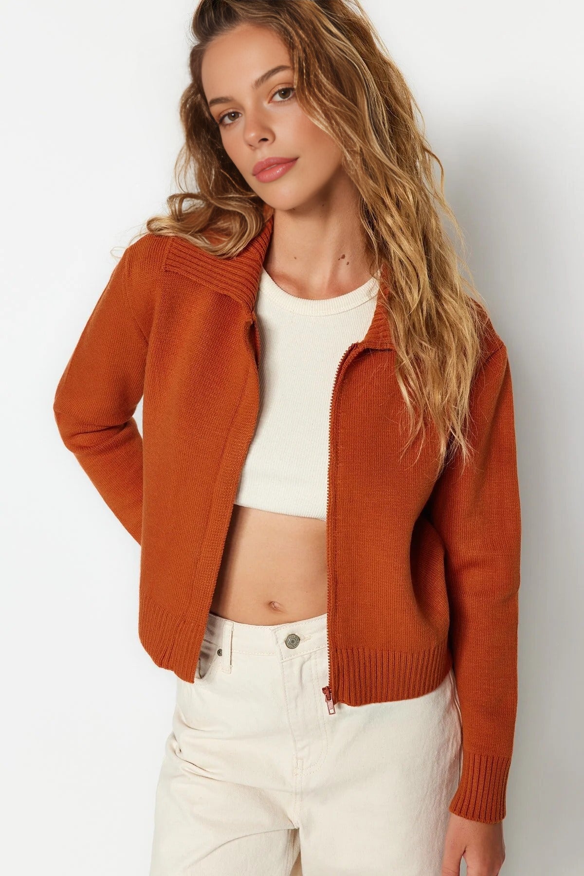Soft Textured Turn-Down Collar Knit Cardigan with Zipper