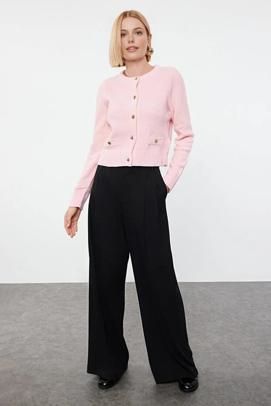 Knit Cardigan with Pocket Detail