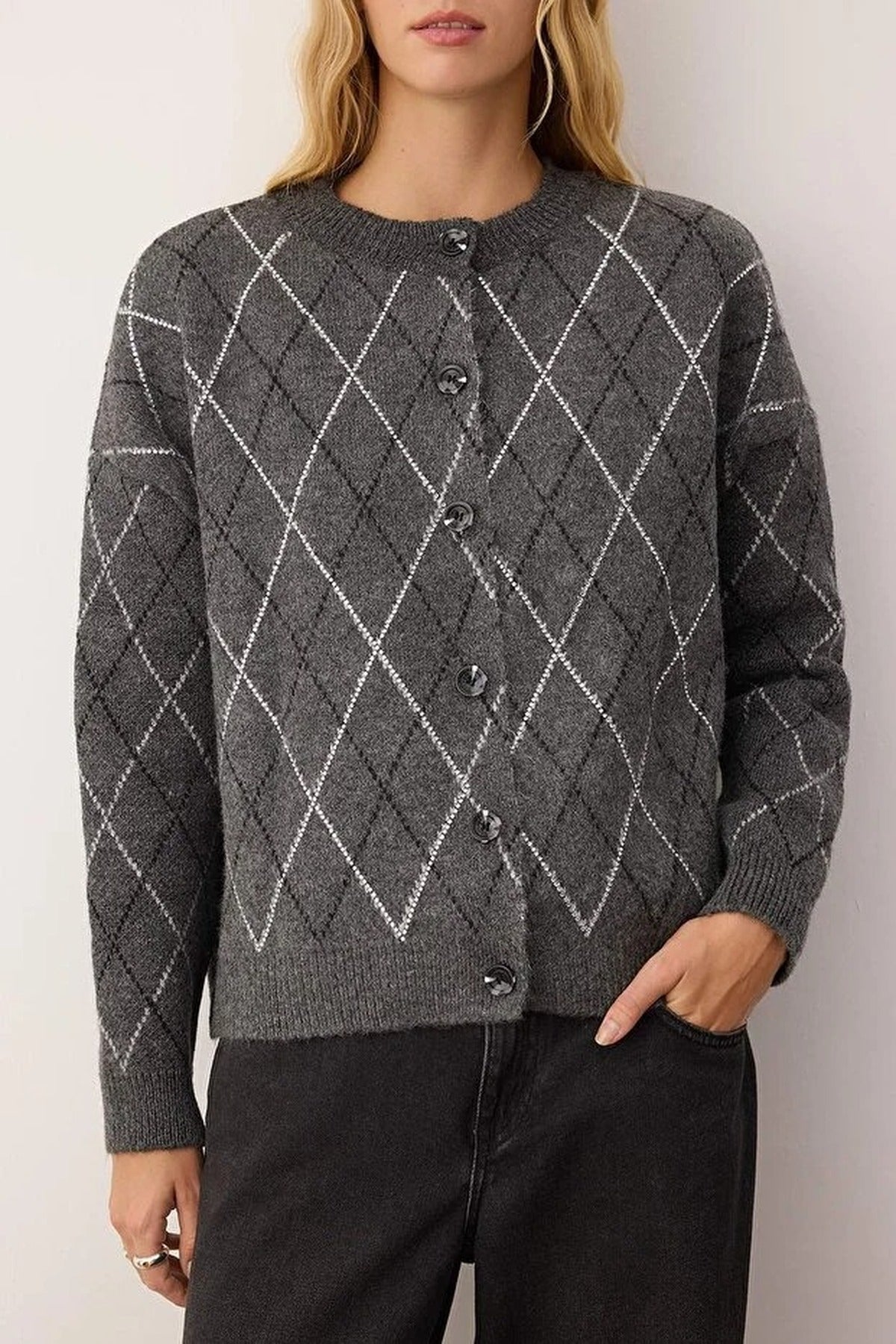 Soft-Textured Knit Cardigan with Stone Embroidered