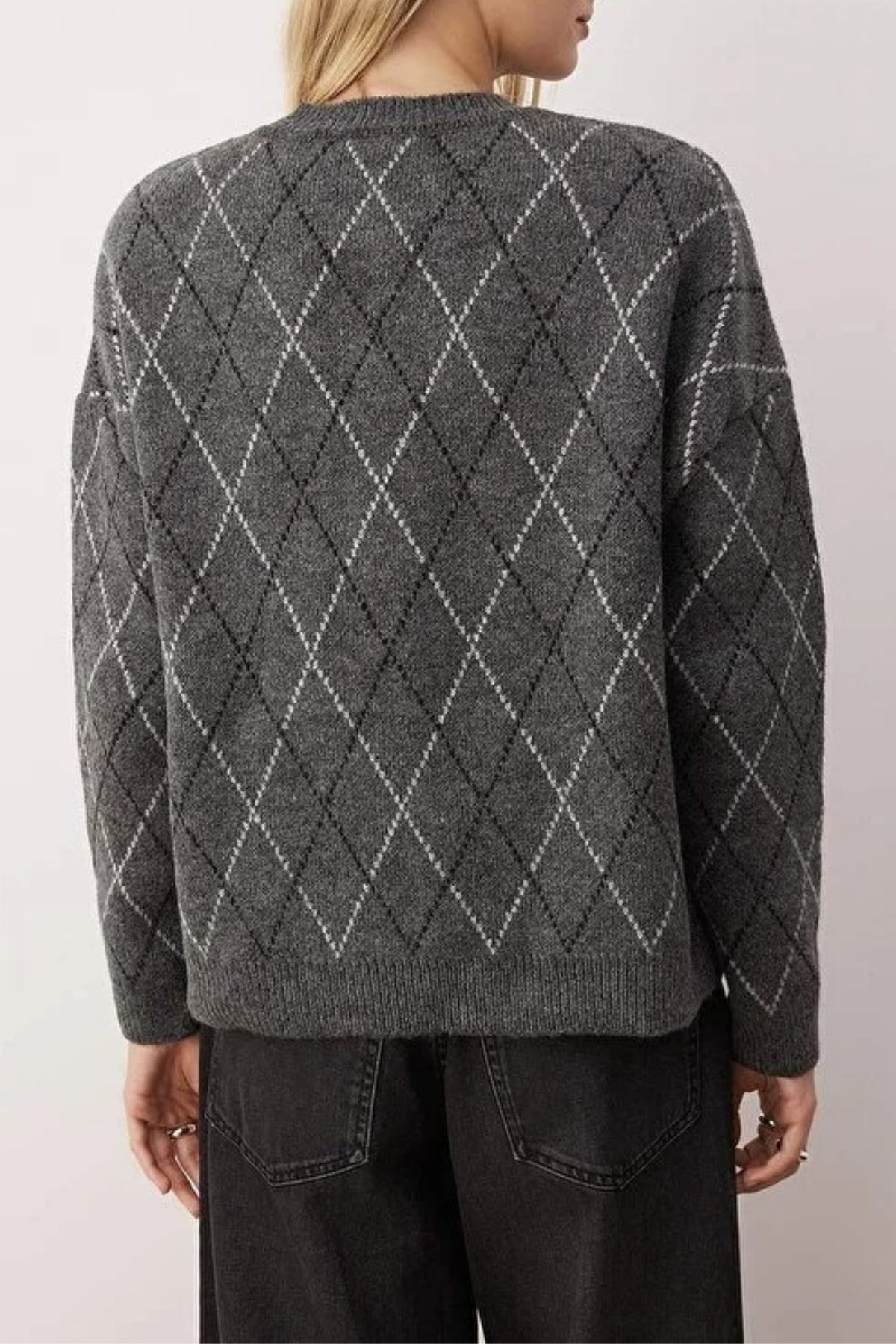 Soft-Textured Knit Cardigan with Stone Embroidered