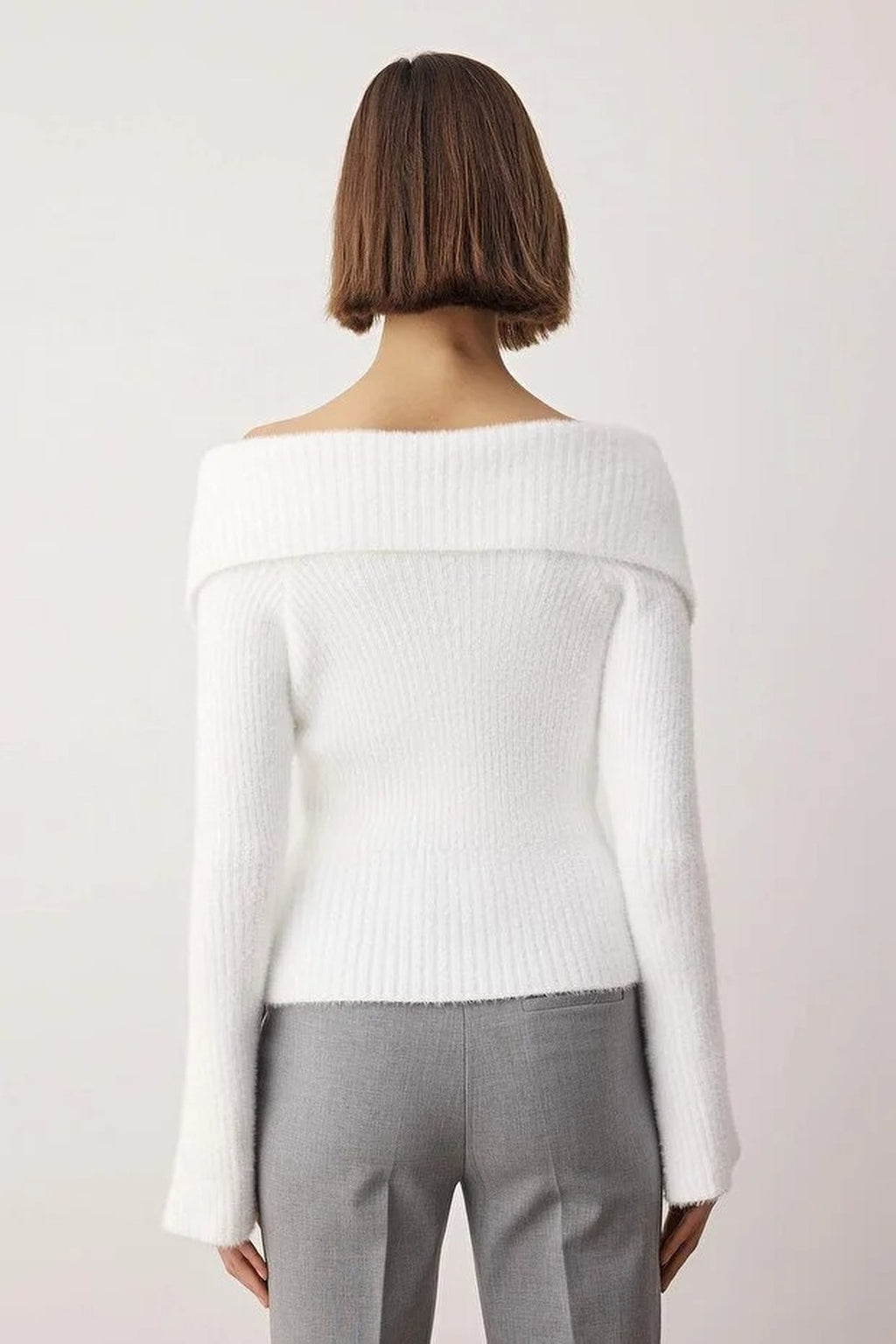 Soft Textured Turn-Down Collar Spanish Sleeve Knit Cardigan