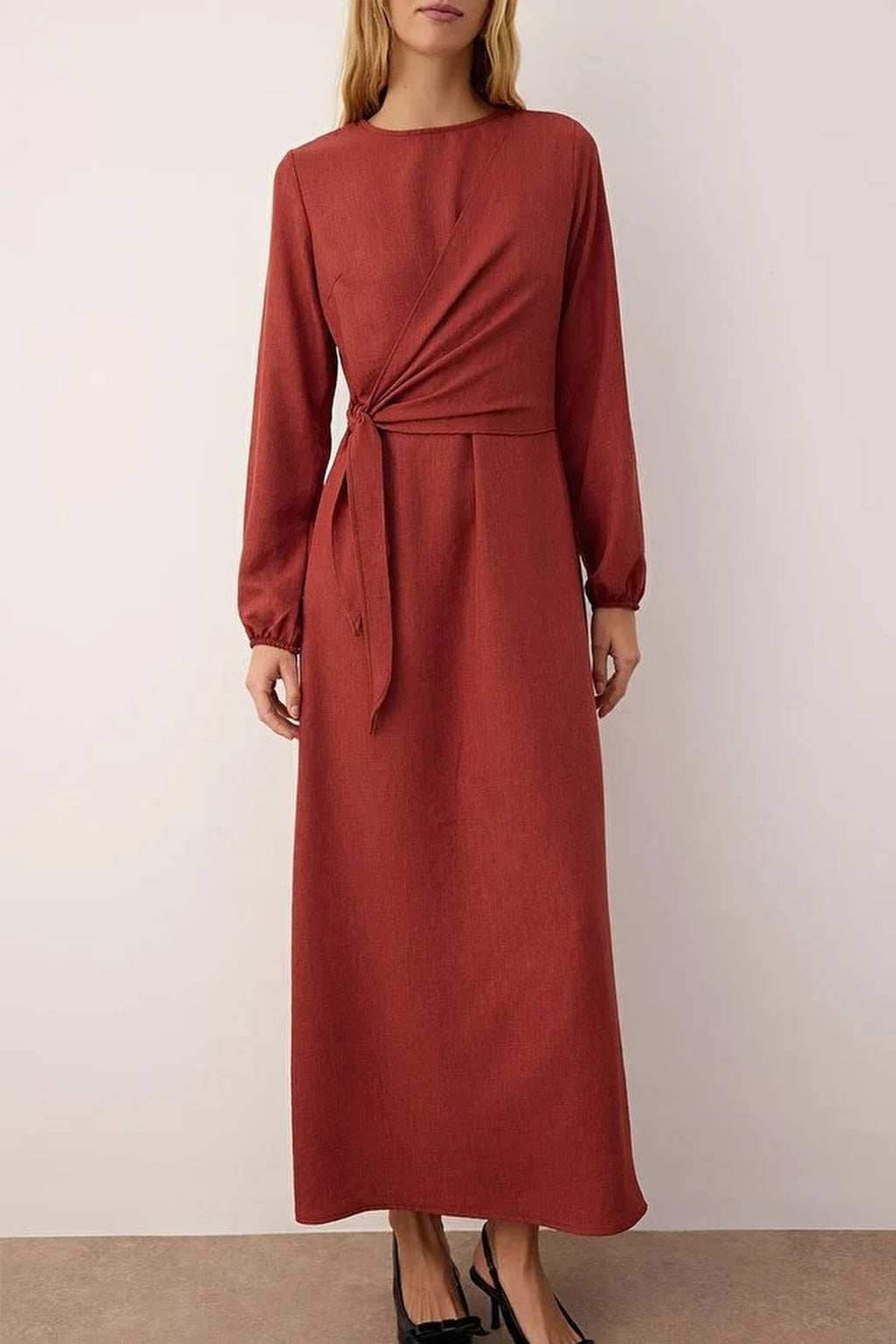 Tie Waist Long Sleeve Maxi Dress