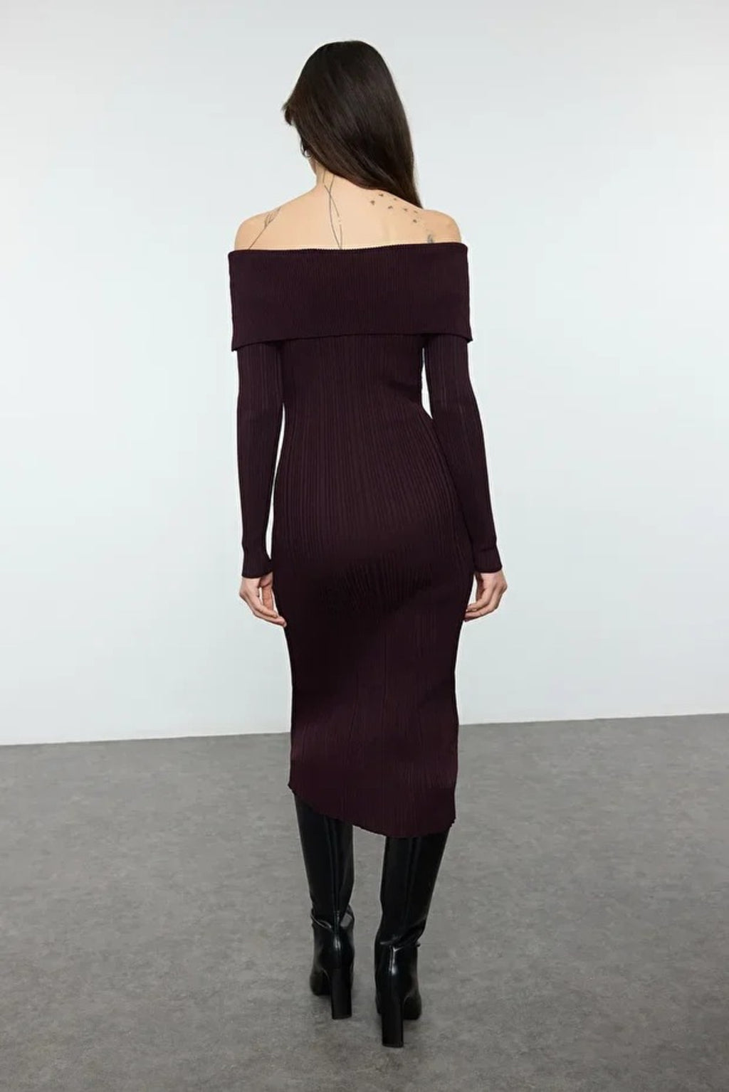 Midi Knit Basic Carmen Collar Dress