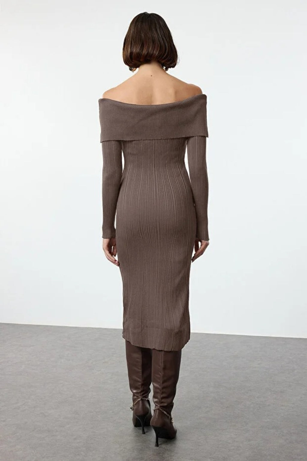 Midi Knit Basic Carmen Collar Dress