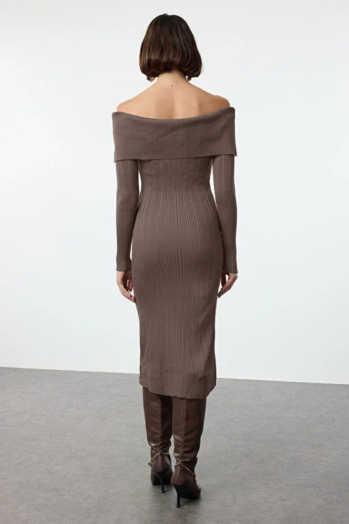 Midi Knit Basic Carmen Collar Dress