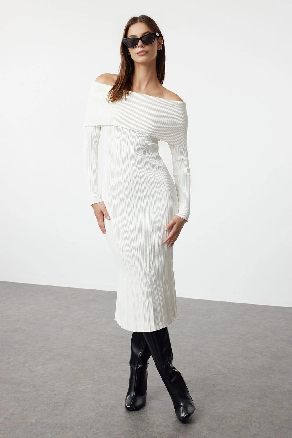 Midi Knit Basic Carmen Collar Dress
