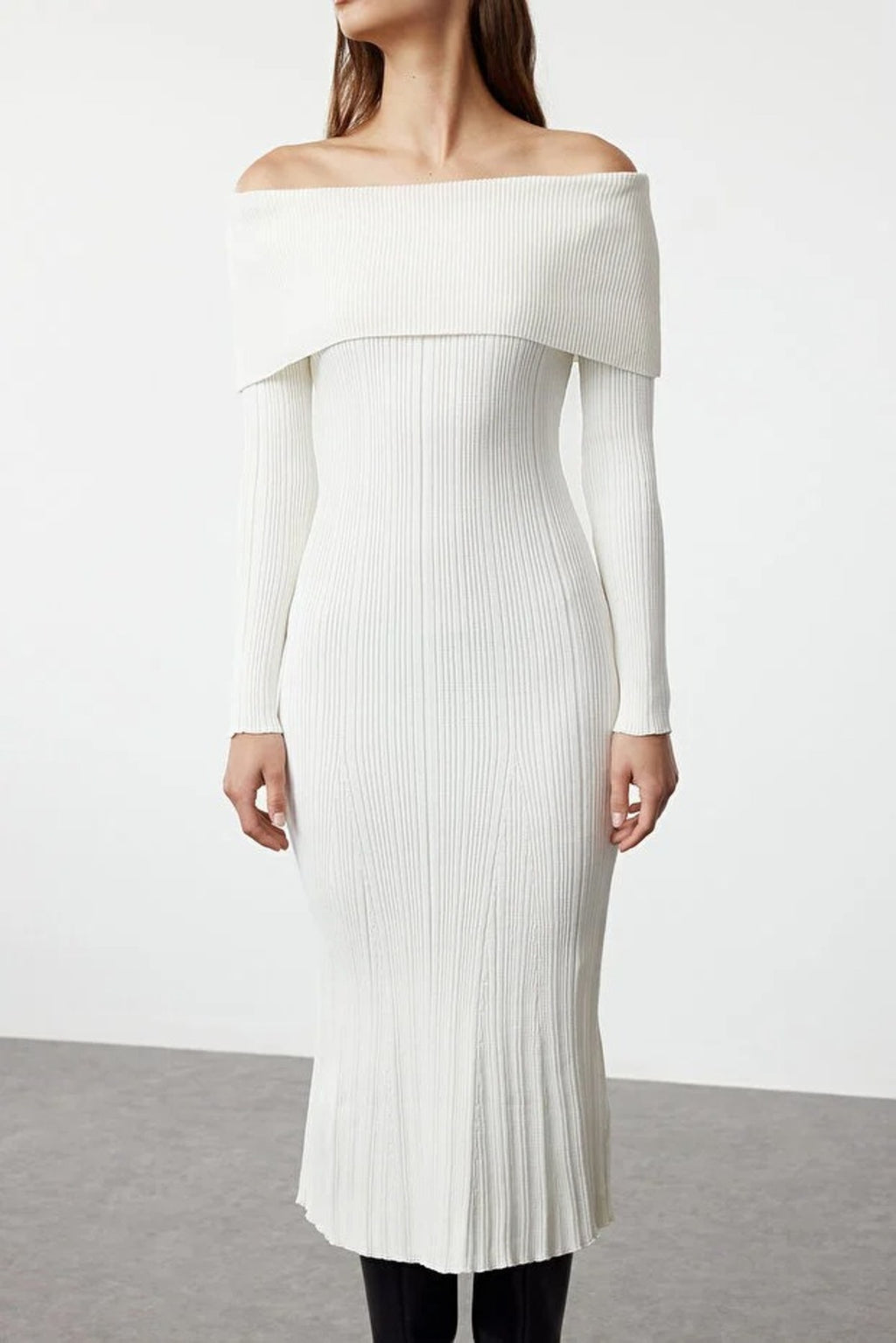 Midi Knit Basic Carmen Collar Dress