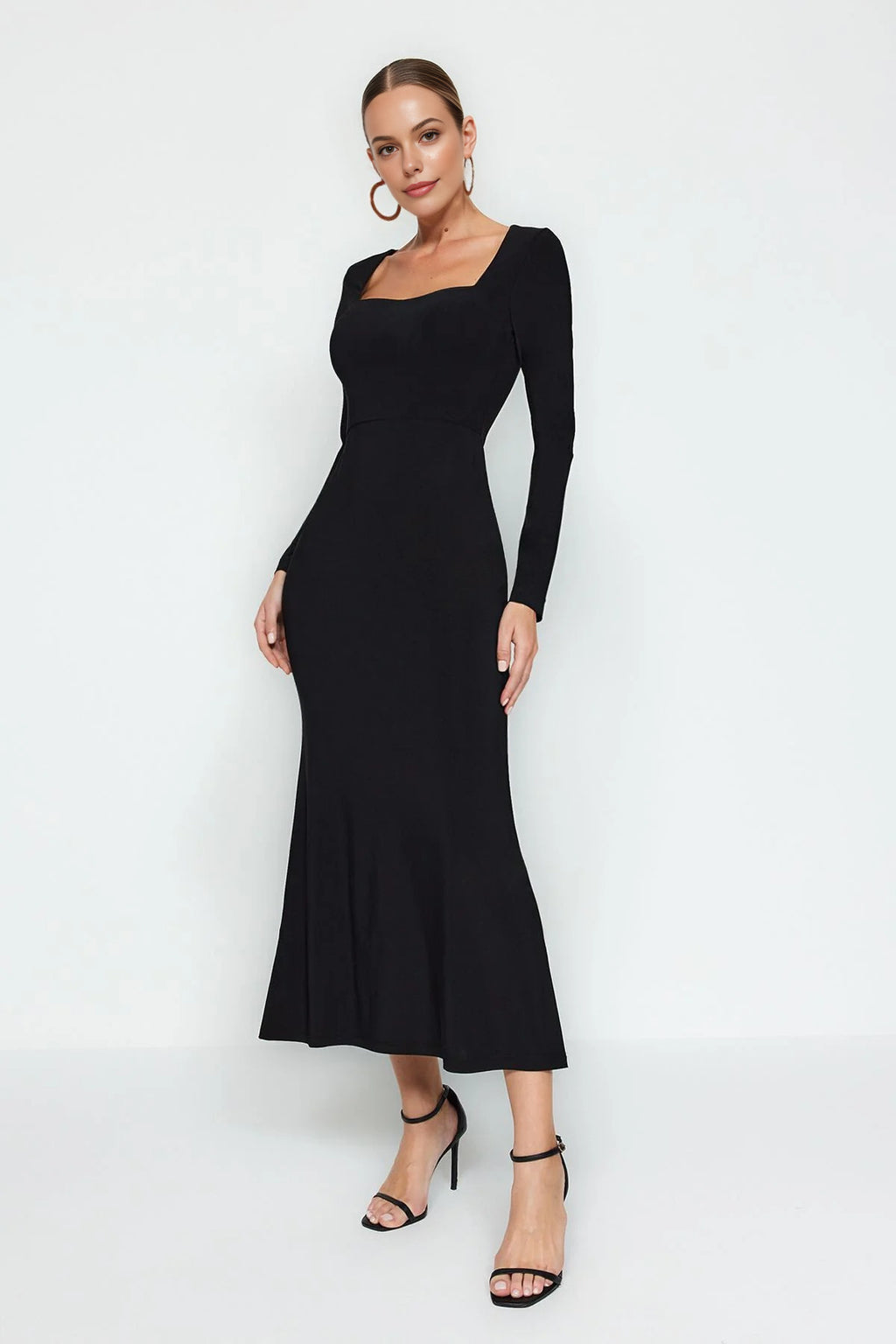 Flounced Square Neck Maxi Knit Dress