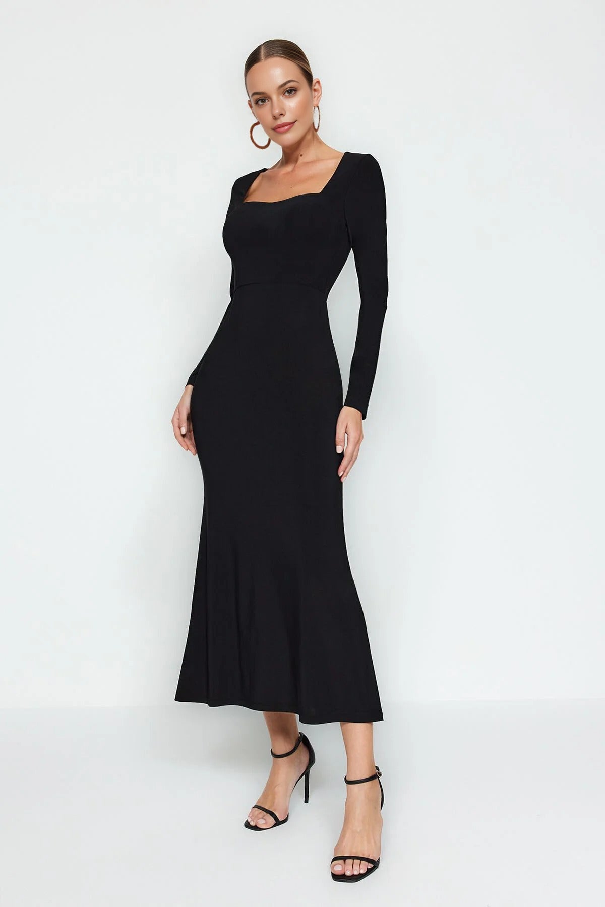 Flounced Square Neck Maxi Knit Dress