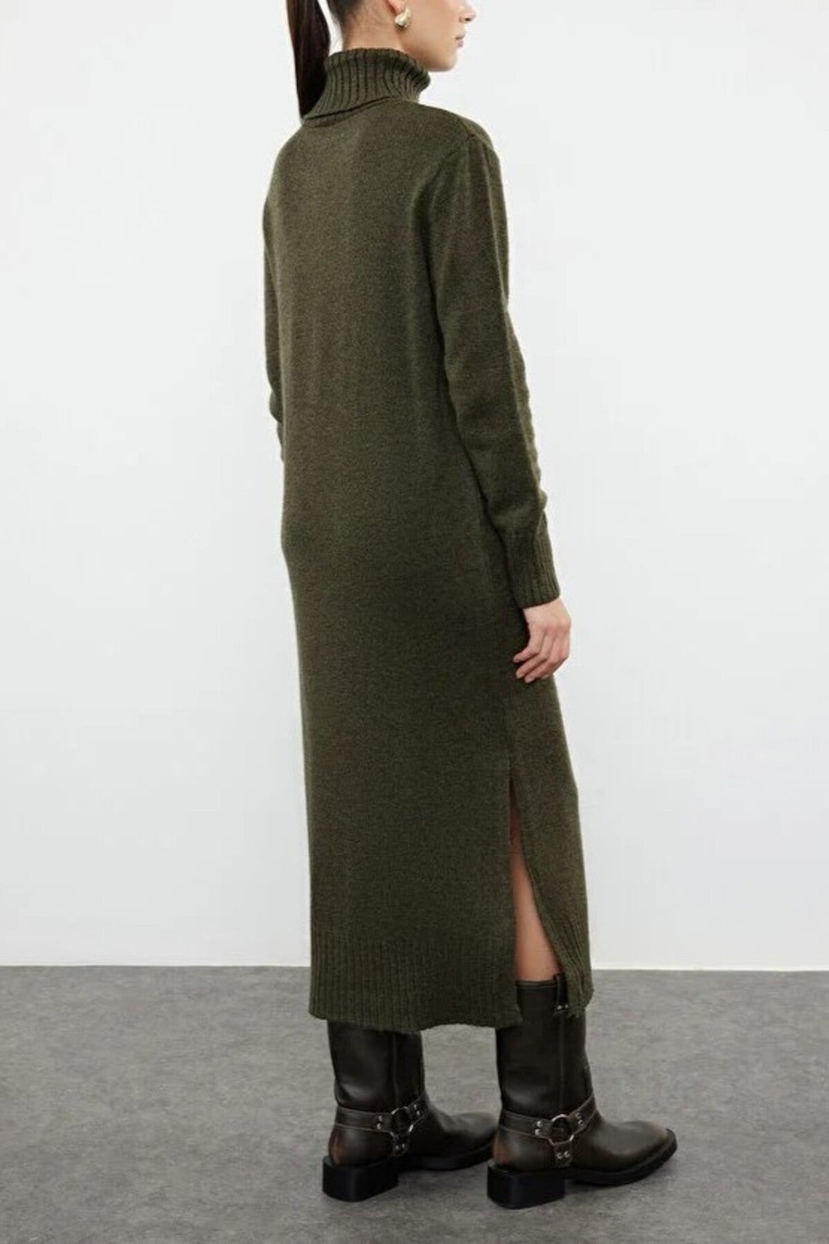 Midi Wide Cut Soft Texture Knit Dress