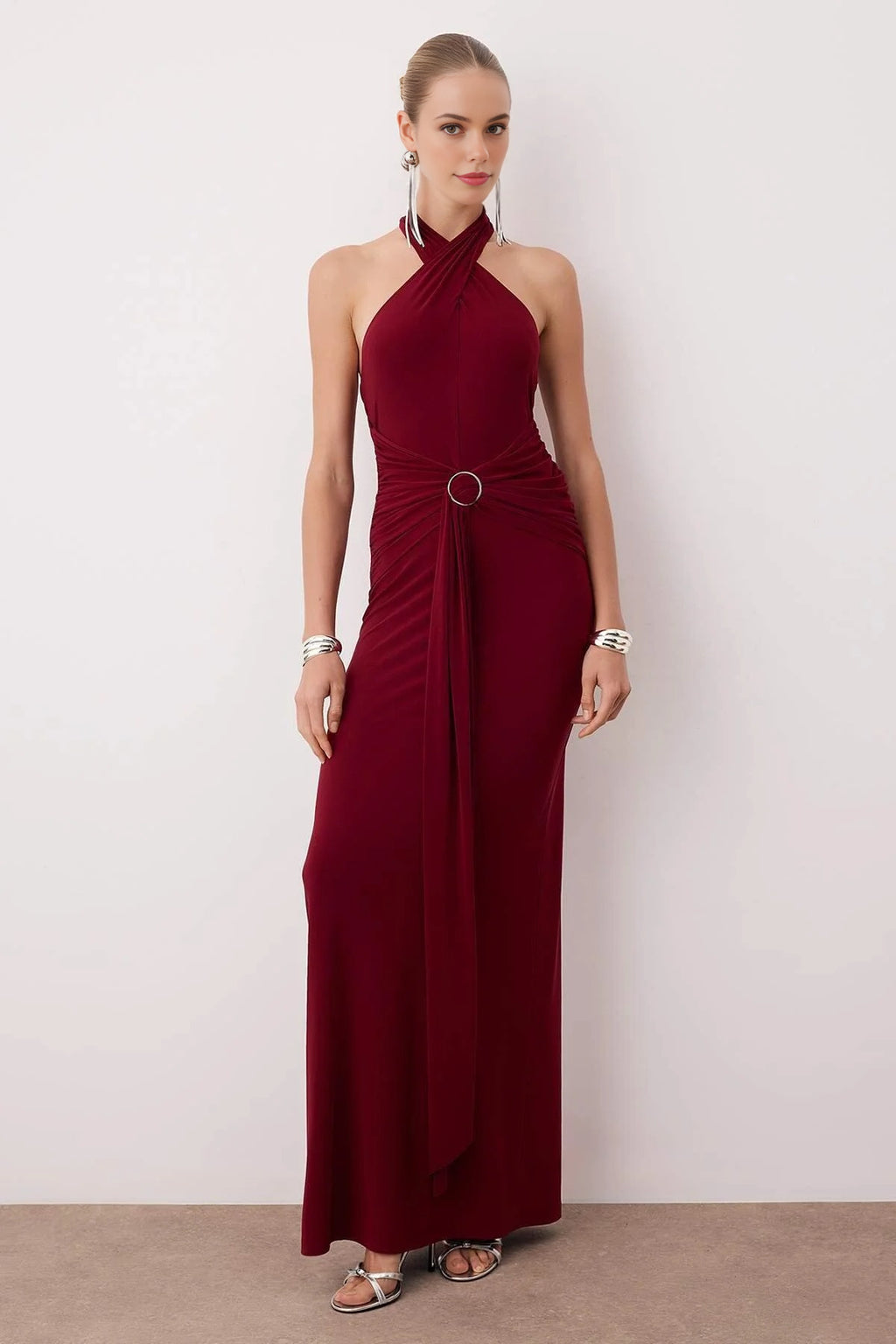 Maxi Elegant Evening Dress with Accessory Detail