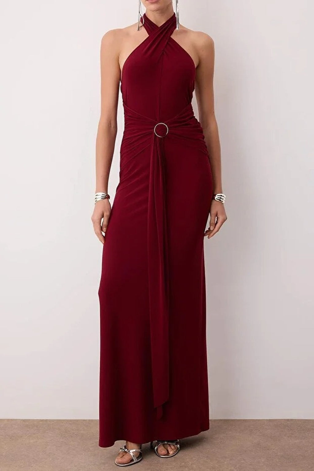 Maxi Elegant Evening Dress with Accessory Detail