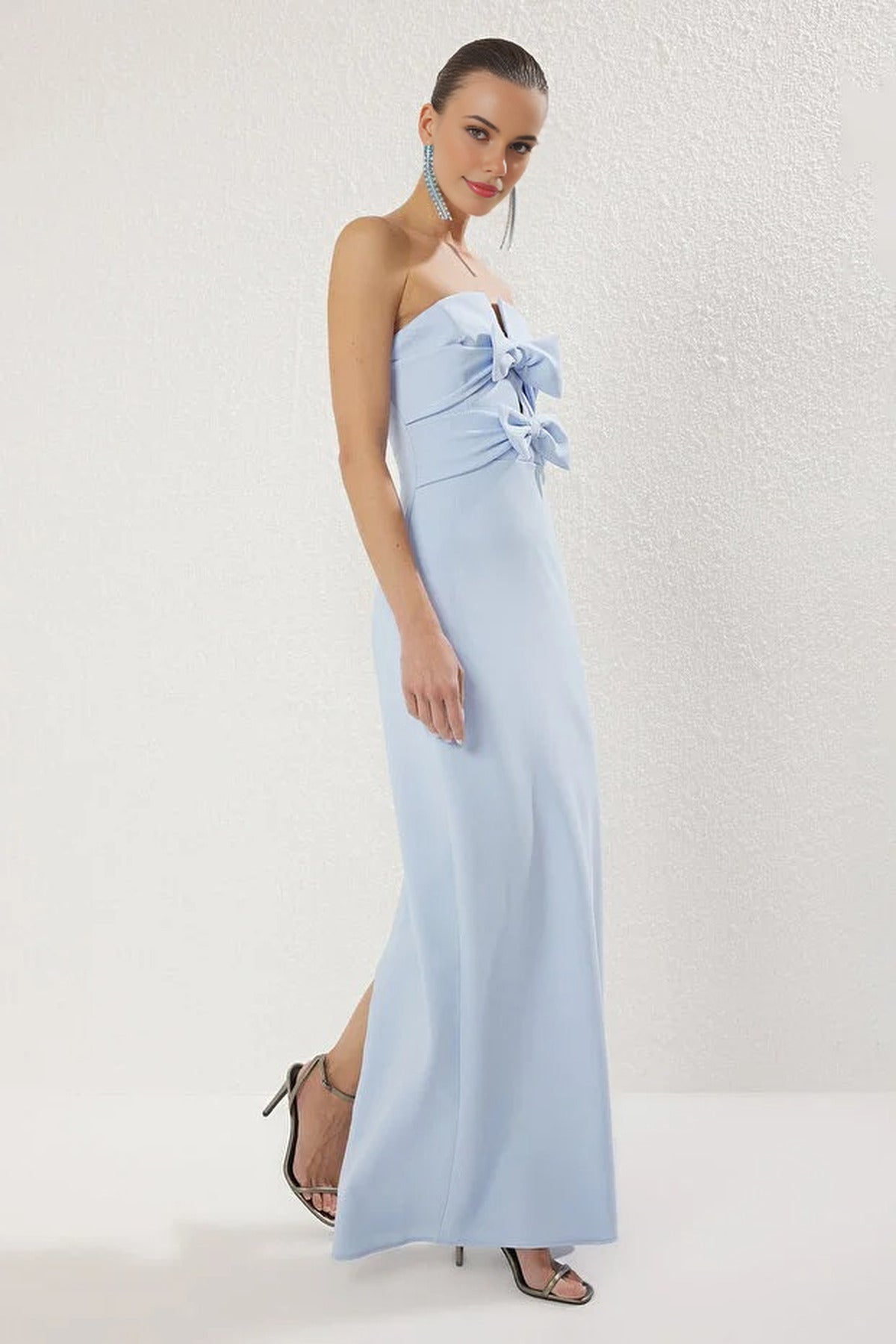 Elegant Evening Dress with Bow Detail