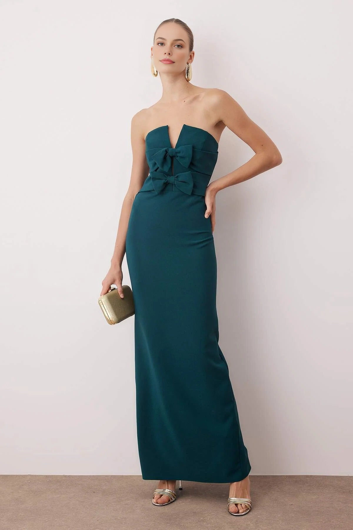 Elegant Evening Dress with Bow Detail