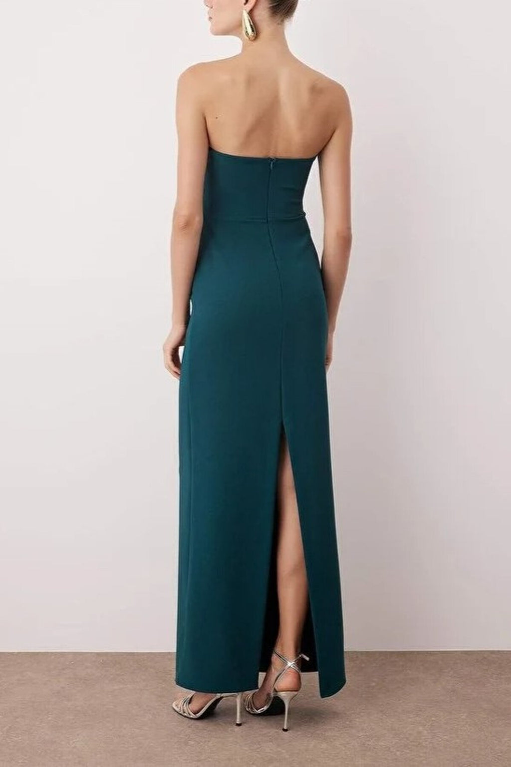 Elegant Evening Dress with Bow Detail