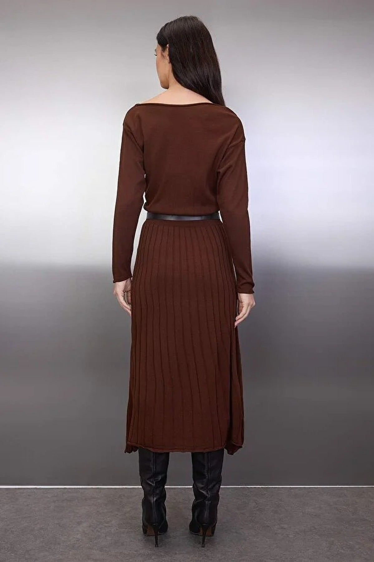 A-line Boat Neck Maxi Knit Belted Long Dress