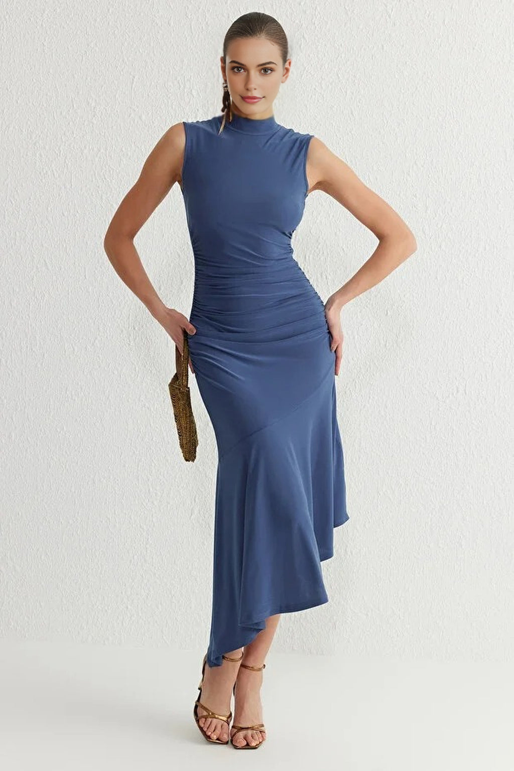 Elegant Knit Evening Dress with Ruffle Detail