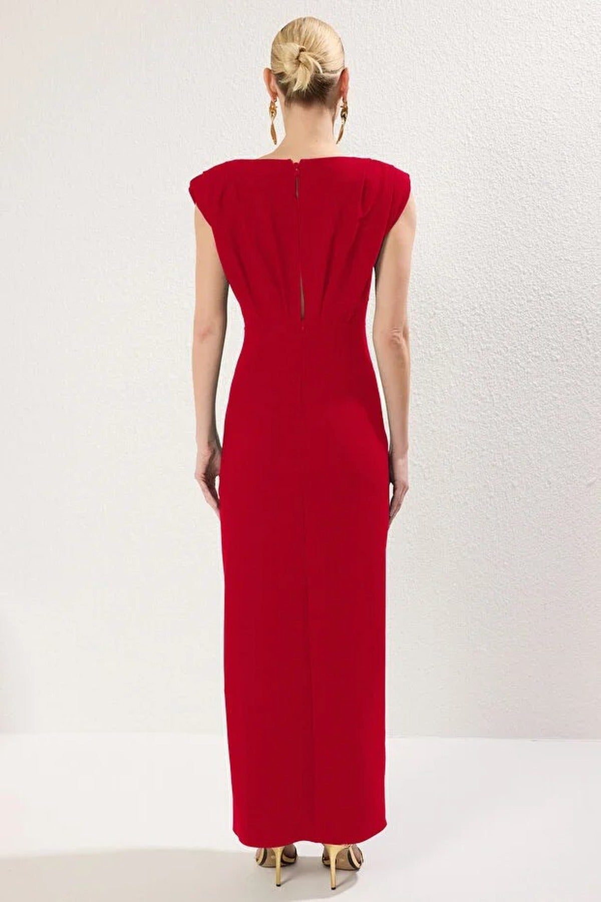 Woven Long Elegant Evening Dress with Accessory Details