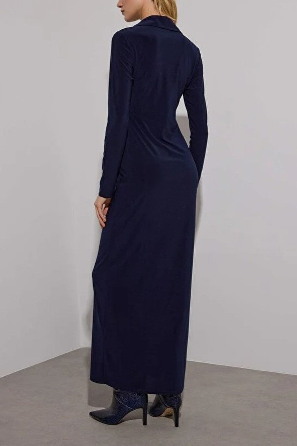 Polo Collar Buttoned Bodycon Maxi Knit Shirt Dress