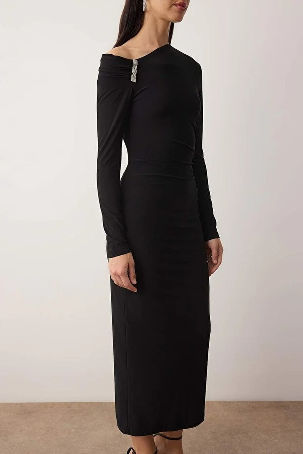 Knit Maxi Dress with Lining and Accessory Details