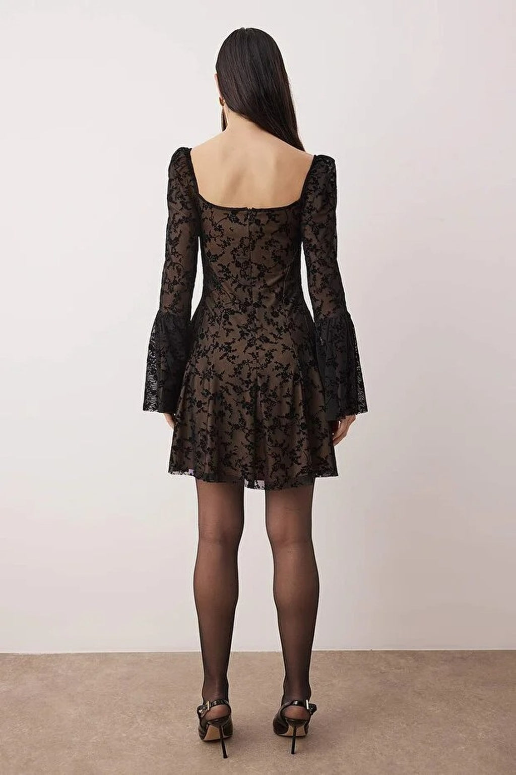 Heart Neckline Lace Mini Evening Dress