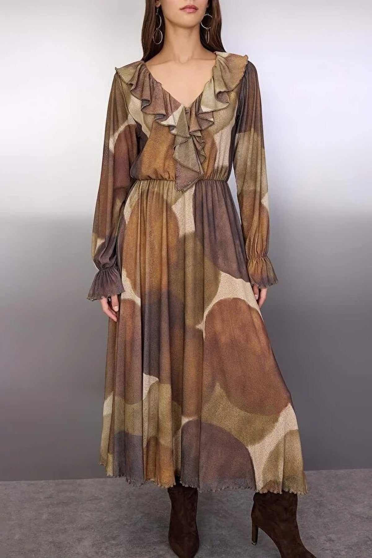 Printed Ruffle Detail Maxi Stretch Knit Dress