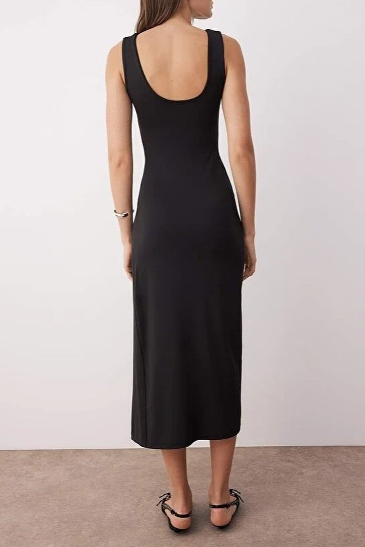 Sleeveless Midi Knit Dress with Gathering Detail