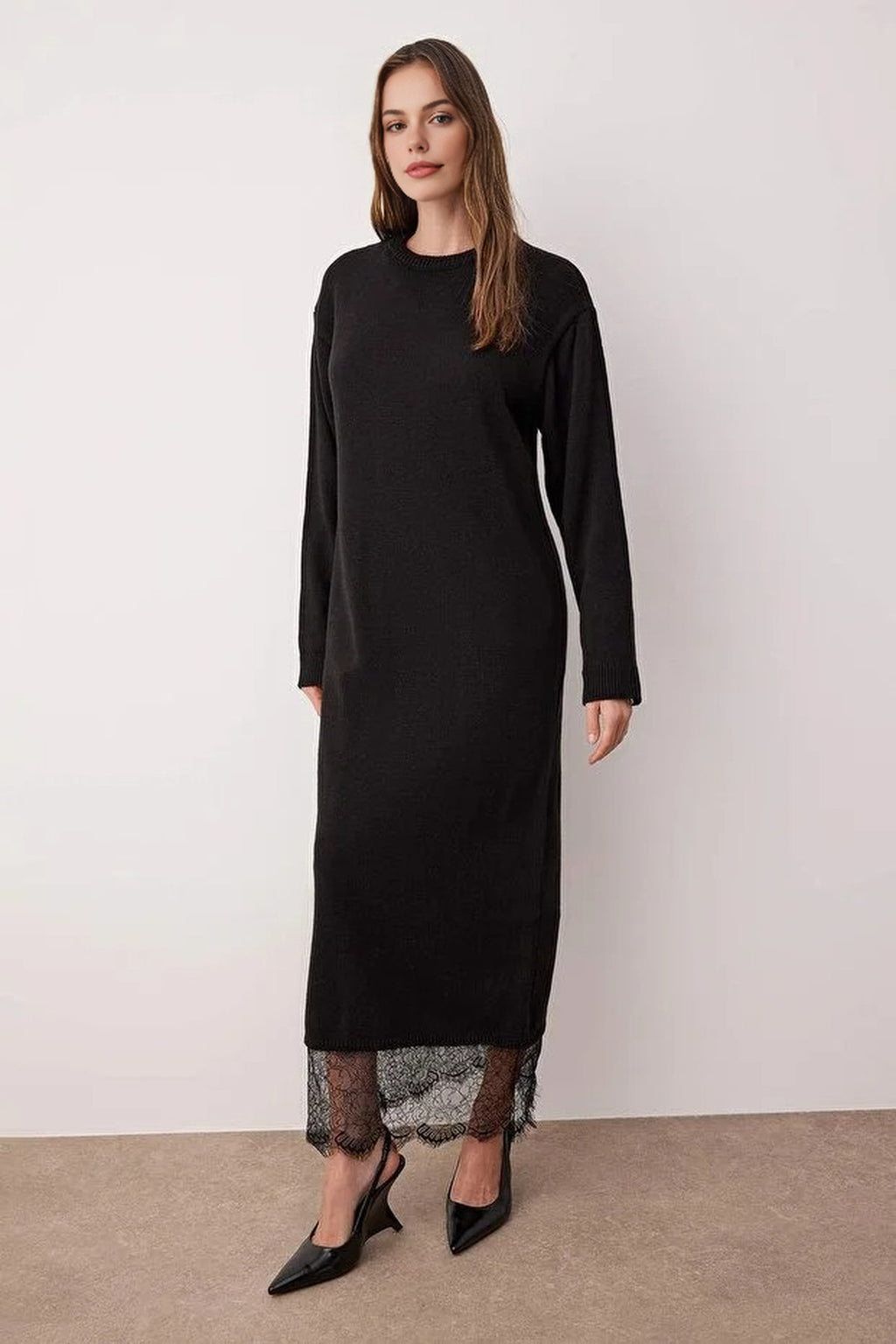 Lace Detail Knitted Dress